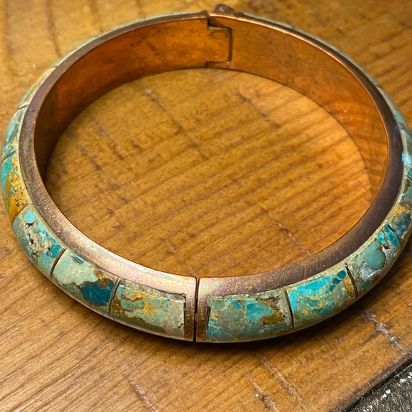 Vintage DTR Jay King Turquoise Copper Bangle Bracelet- stunning!!2-1/2 inside - Picture 3 of 10